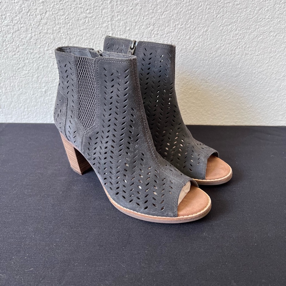 Toms Suede Heeled Open Toe Ankle Boots Sz 8